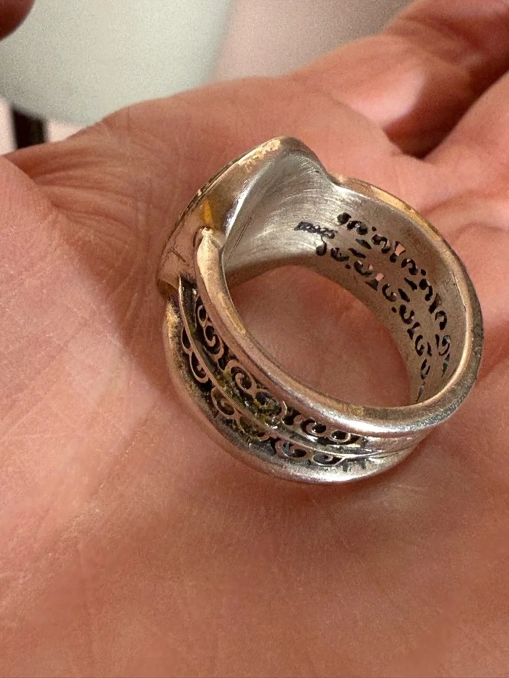Vintage Sterling silver cheetah panther southwestern Boho Wide signet Ring 7 1/2